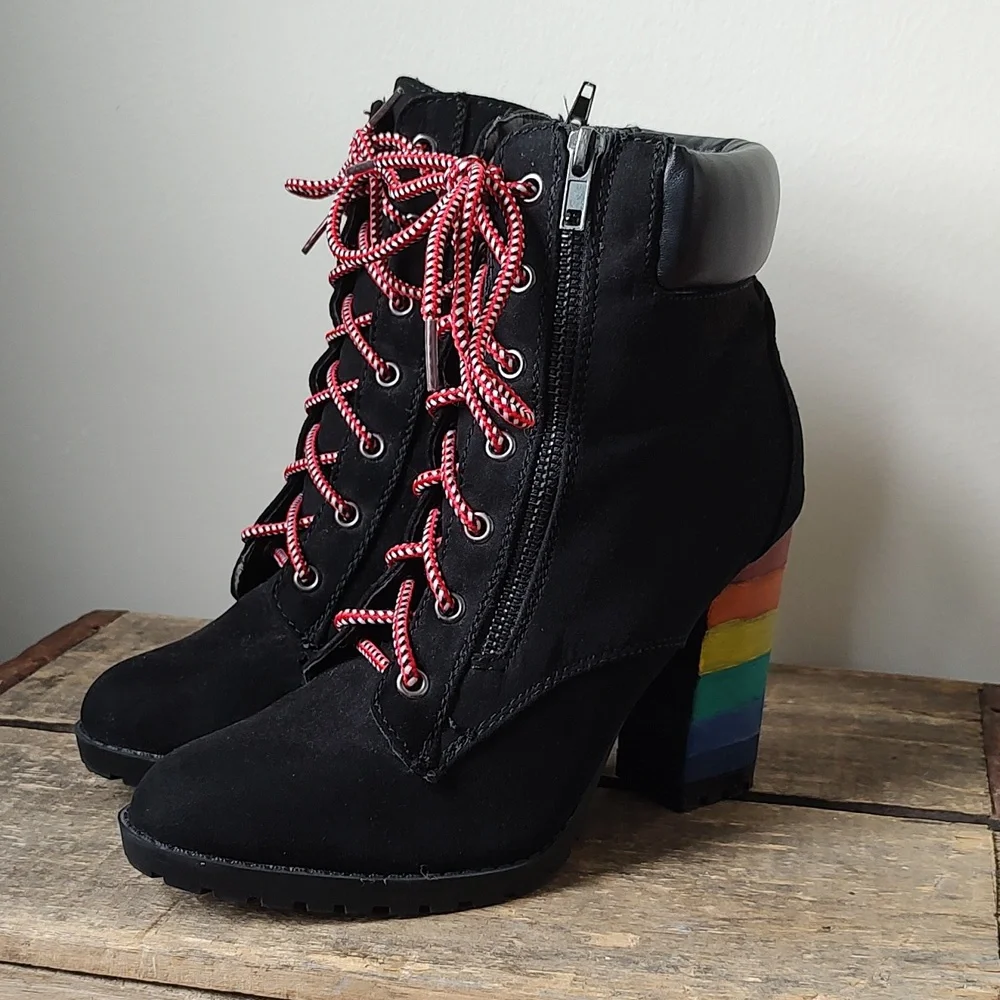Upcycled! Fun Painted Rainbow Heel Chunky Vegan Booties Size 8 - Picture 2 of 14
